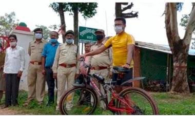 छिंदवाड़ा से 170 किमी सायकिलिंग कर प्रभार लेने बालाघाट पहुंचे प्रशिक्षु सहायक वन संरक्षक