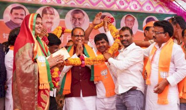 पूर्व मुख्यमंत्री शिवराज सिंह चौहान ने  बड़चिचोली, धनौरा और चावल पानी में जनसभाओं को संबोधित किया