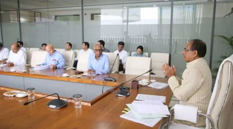 मध्यप्रदेश में मनेगा “विकास पर्व”, सीएम शिवराज देंगे कई जिलों को सौगात, 4 लाख हितग्राहियों का भी होगा गृह प्रवेश, स्कूल चलें अभियान में बच्चों से होगा संवाद